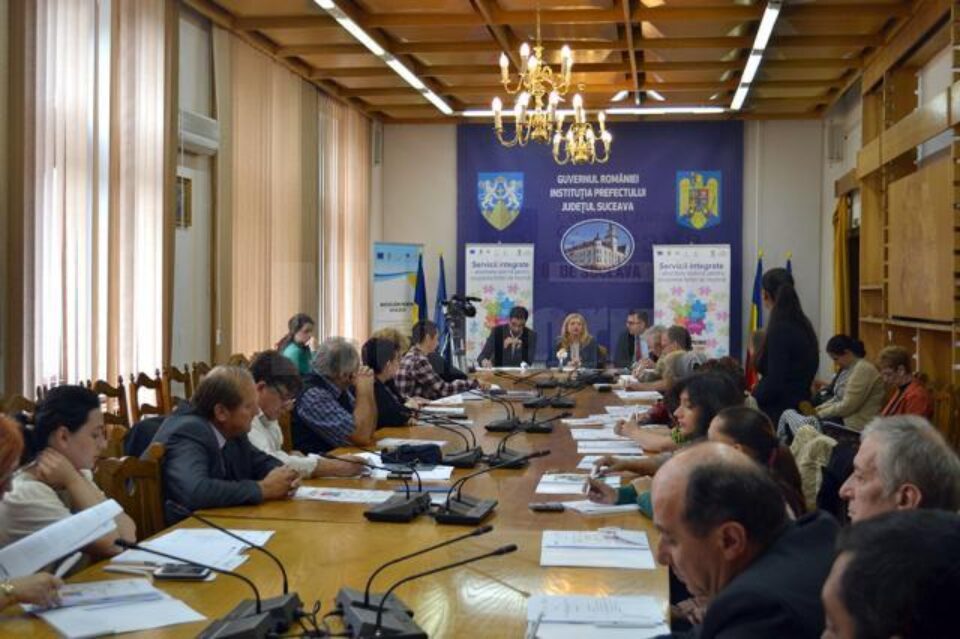Centrul Romilor pentru Politici de Sănătate Sastipen a lansat, ieri, la Suceava, proiectul „Servicii integrate - abordare optimă pentru ocuparea forței de muncă”