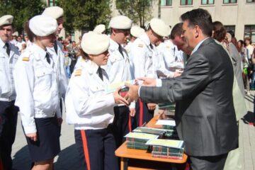 Colegiul Militar din Câmpulung, „înaintat în grad” de ministrul Apărării