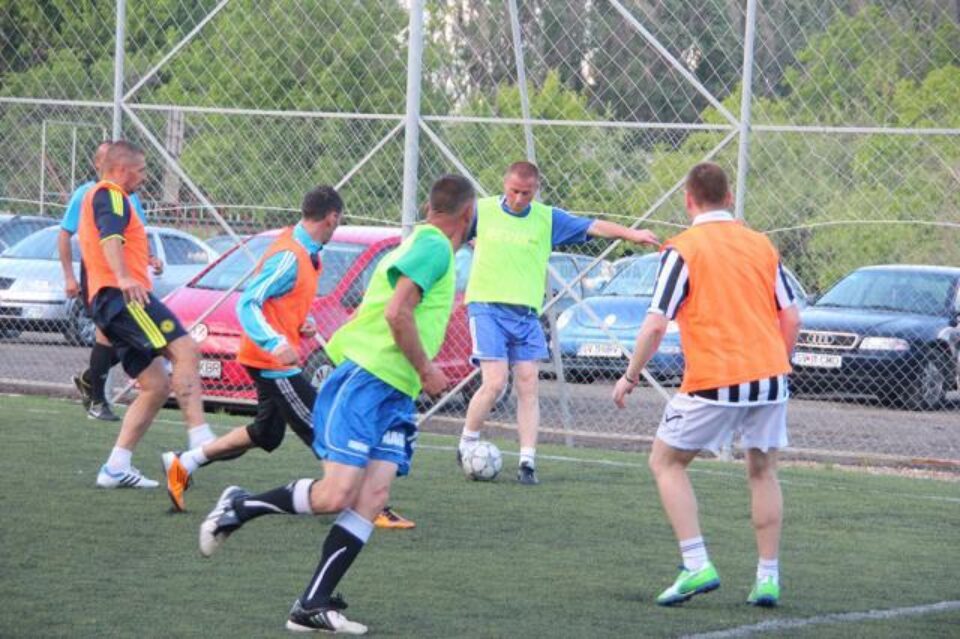 Nae Grosu și Mihai Gurița sunt două foste glorii ale fotbalului sucevean, care în prezent activează în campionatul de old-boys
