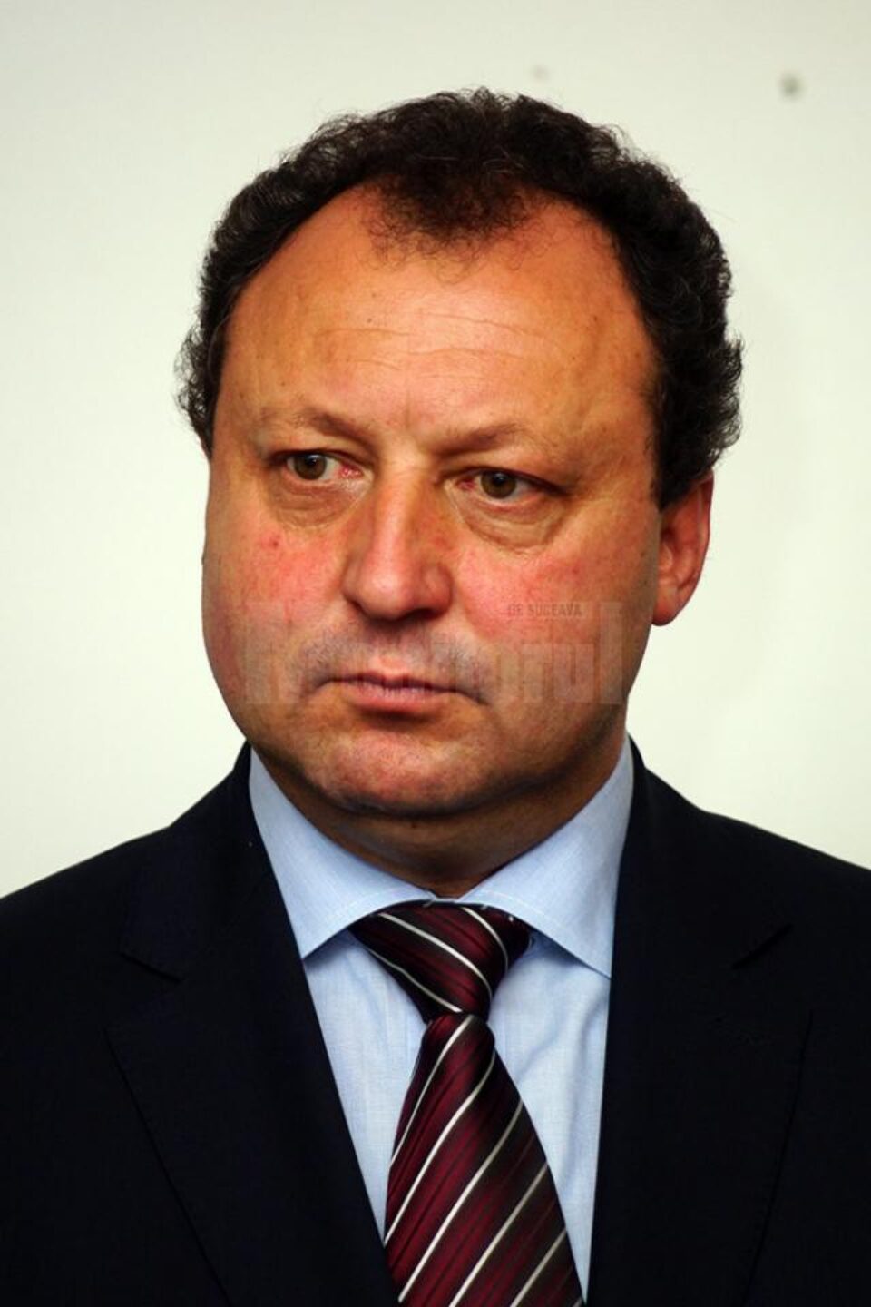 Deputatul sucevean Dumitru Pardău a anunțat ieri că a demisionat din Biroul Teritorial al PNL Suceava, în semn de protest față de modul în care Alexandru Băișanu conduce Organizația Județeană