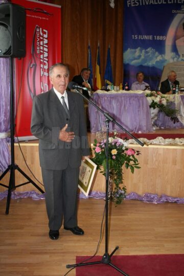 Academicieni, scriitori, poeți, reuniți la Dumbrăveni, la Festivalul literar „Mihai Eminescu”, ediția a VII-a