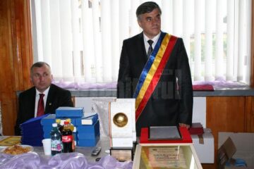 Academicieni, scriitori, poeți, reuniți la Dumbrăveni, la Festivalul literar „Mihai Eminescu”, ediția a VII-a