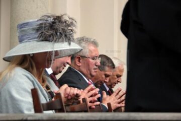 Pelerinajul de Sânziene a adunat circa 10.000 de oameni pe străzile Sucevei