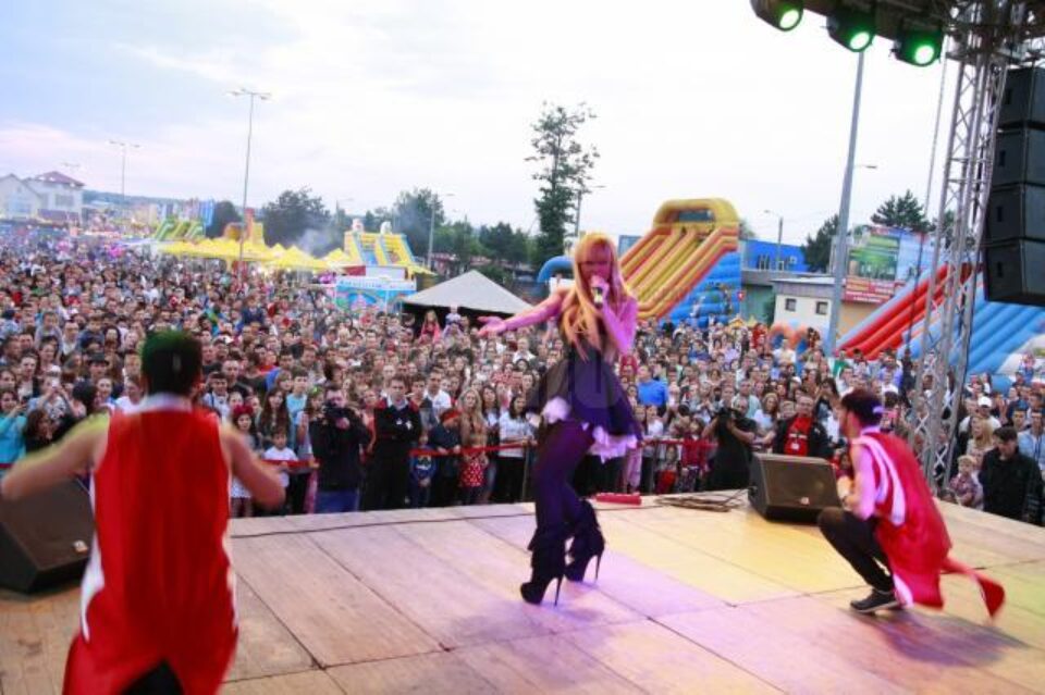 Superconcert cu Anda Adam