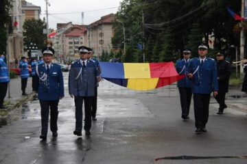 Ceremonial militar și jurăminte de credință în fața drapelului național