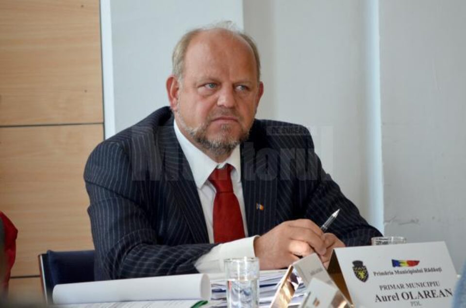 Primarul din Rădăuți, Aurel Olărean, interceptat în baza unui mandat de siguranță națională