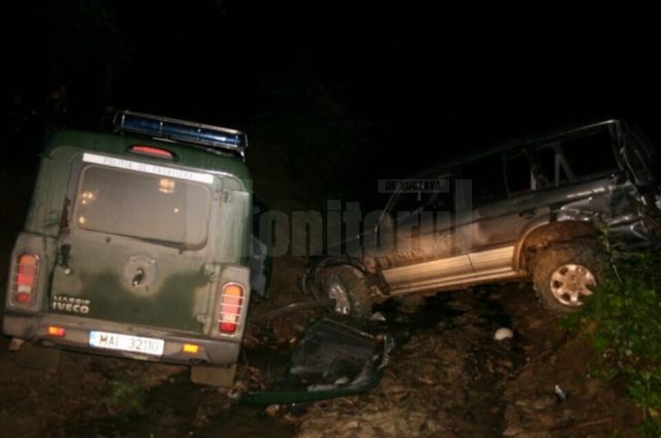 Autospeciala Poliției de Frontieră, avariată de mașina unui contrabandist de țigări