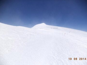 Până să ajungă în vârf, pe Elbrus, cei trei suceveni au avut parte de 13 ore de coșmar