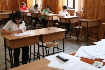Absolvenții de liceu susțin proba de limba și literatura română începând cu ora 9.00. Foto: MEDIAFAX