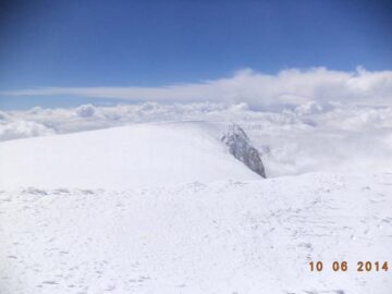Până să ajungă în vârf, pe Elbrus, cei trei suceveni au avut parte de 13 ore de coșmar