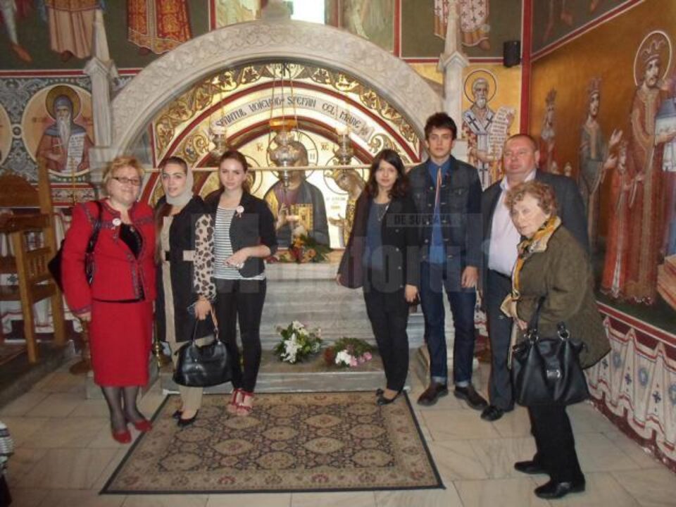 Excursia la Putna a fost un fericit prilej de comuniune spirituală în solemnitatea sfintelor lăcașe mănăstirești