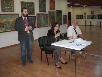 Expoziția de pictură, grafică, sculptură și artă decorativă „11 + 1 Elegii” poate fi vizitată până la finele săptămânii