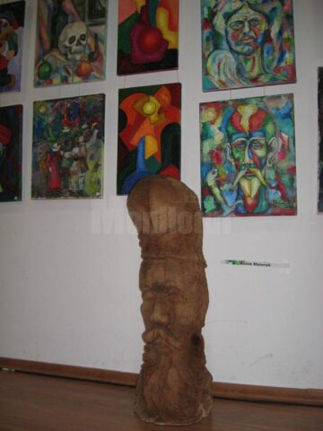 Expoziția de pictură, grafică, sculptură și artă decorativă „11 + 1 Elegii” poate fi vizitată până la finele săptămânii