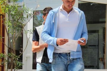 Cei mai mulți dintre candidați au părăsit sălile de examen puțin după ora 11.30