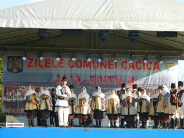 Spectacole folclorice și multă voie bună, la Cacica