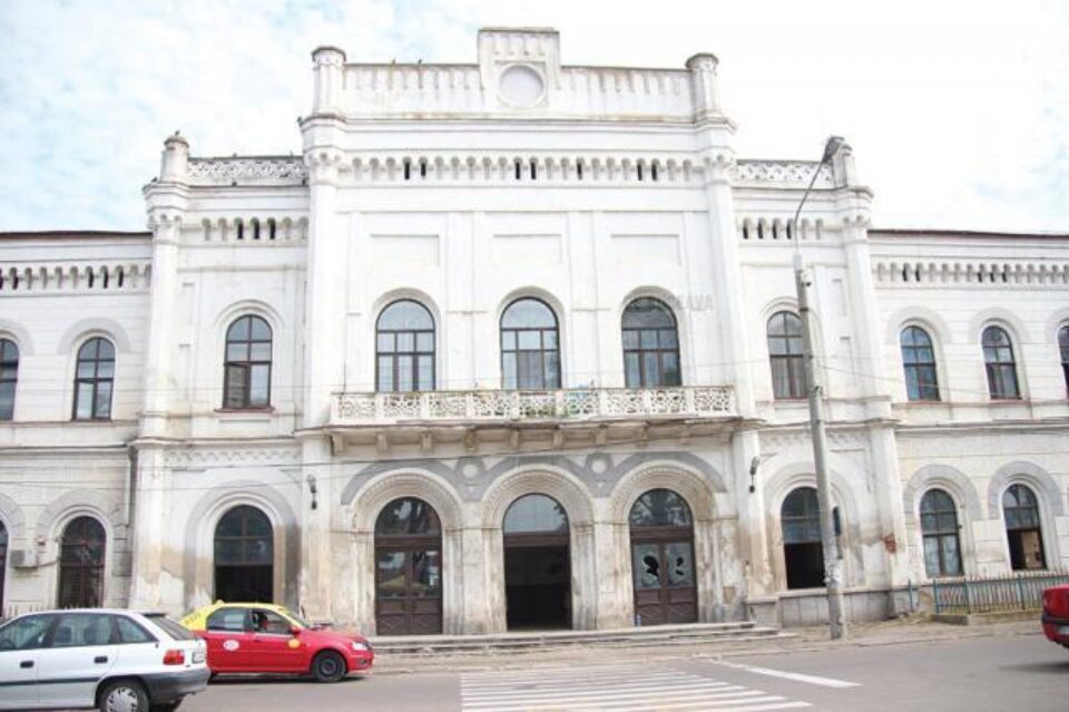 CFR solicită autorizație de construire și reparații capitale la clădirea-monument a Gării Ițcani CFR solicită autorizație de construire și reparații capitale la clădirea-monument a Gării Ițcani