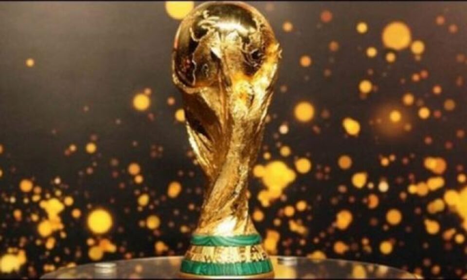 Cine va ridica deasupra capului trofeului Cupei Mondiale din acest an? Cine va ridica deasupra capului trofeului Cupei Mondiale din acest an?
