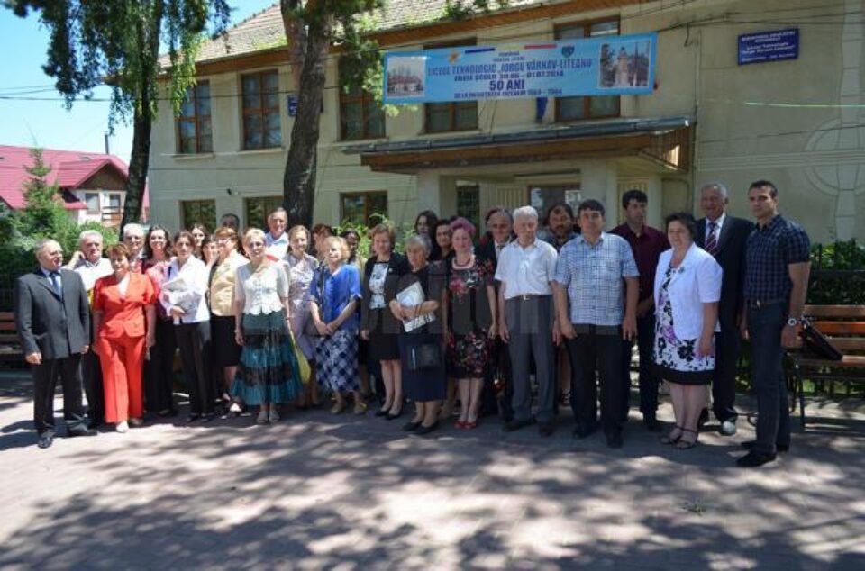 Liceul Tehnologic „Iorgu Vârnav Liteanu” Liteni a sărbătorit aniversarea a 50 de ani de existență