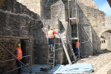 Cetatea de Scaun a Sucevei va deveni, în patru luni, spațiu muzeal și de promenadă
