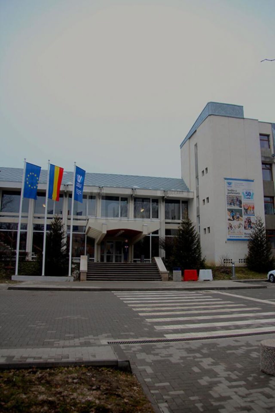 Începând de astăzi și până la data de 31 iulie, USV desfășoară prima sesiune de admitere pentru anul universitar 2014 – 2015 Începând de astăzi și până la data de 31 iulie, USV desfășoară prima sesiune de admitere pentru anul universitar 2014 – 2015