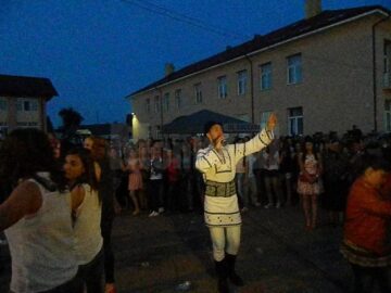 „Din stejar, stejar răsare”, la Cajvana