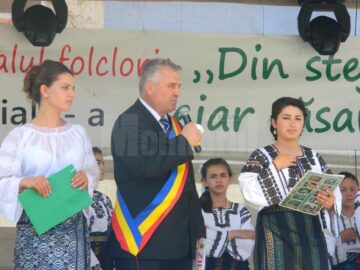 „Din stejar, stejar răsare”, la Cajvana