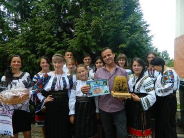 „Din stejar, stejar răsare”, la Cajvana