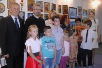 Vernisajul expoziției Taberei de creație "Micii iconari" de la Adâncata, la Muzeul de Științele Naturii Suceava