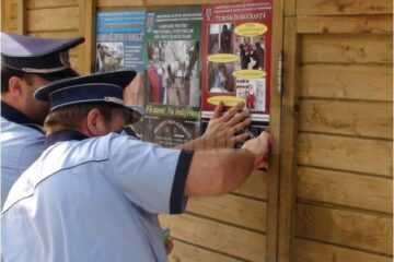 Polițiștii au distribuit 400 de materiale preventive