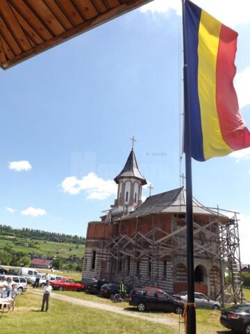 Biserica in constructie