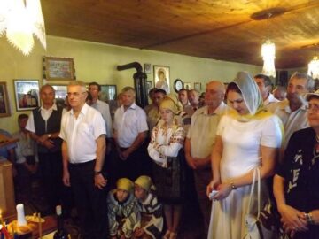 Circa 200 de credincioși au participat duminică la Hramul Bisericii „Sf. Ilie” - Dărmănești II