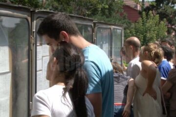 Doi profesori suceveni au luat 10 la titularizare