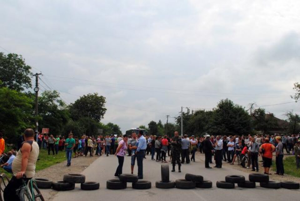 Drum blocat în zona Cernăuți. Foto: bucpress.eu