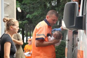 Copilul a fost adus în stare gravă la spitalul din Botoșani