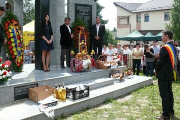 Festivalul Național „Fiii Satului. Tradiții de pe Valea Dornelor”, la Poiana Stampei
