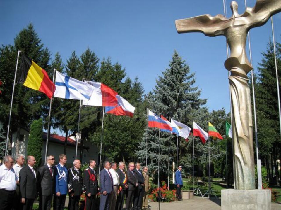 Ieri a fost Ziua Imnului Național