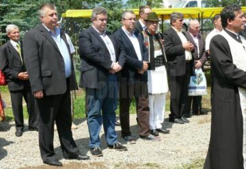 Oficialități prezente la manifestările de la Poiana Stampei