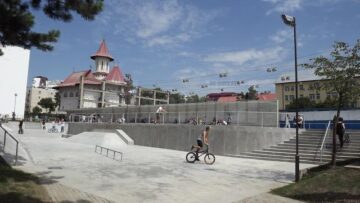 Noul loc de antrenamente pentru tinerii pasionați de sporturi pe role sau cu biciclete a fost inaugurat ieri