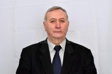 Viceprimarul municipiului Vatra Dornei, Nicusor Cojocaru, nu a putut fi contactat pentru a-și prezenta un punct de vedere vizavi de acuzațiile care i se aduc