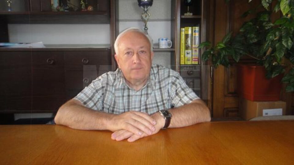 Nistor Tatar a declarat că în momentul de față Primăria Rădăuți are un titlu executoriu pe o sumă de 6,7 milioane de lei, bani care trebuie achitați către SC Servicii Comunale SA