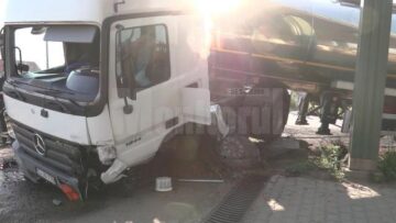Autocisterna a trecut la aproape un metru de una dintre pompele de alimentare cu carburant din incinta benzinăriei
