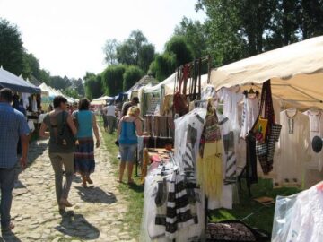 Târgul meșterilor populari din Muzeul Satului Bucovinean