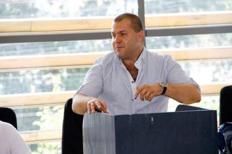 Medicul-scriitor Florin Haidamac și-a lansat cartea „Jack Vindecătorul”. Foto: Ovidiu DONISA Medicul-scriitor Florin Haidamac și-a lansat cartea „Jack Vindecătorul”. Foto: Ovidiu DONISA