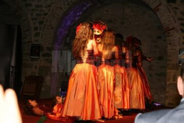 Lasere, flăcări și fulgere, la festivitatea de deschidere a Olimpiadei Internaționale de Astronomie și Astrofizică de la Suceava