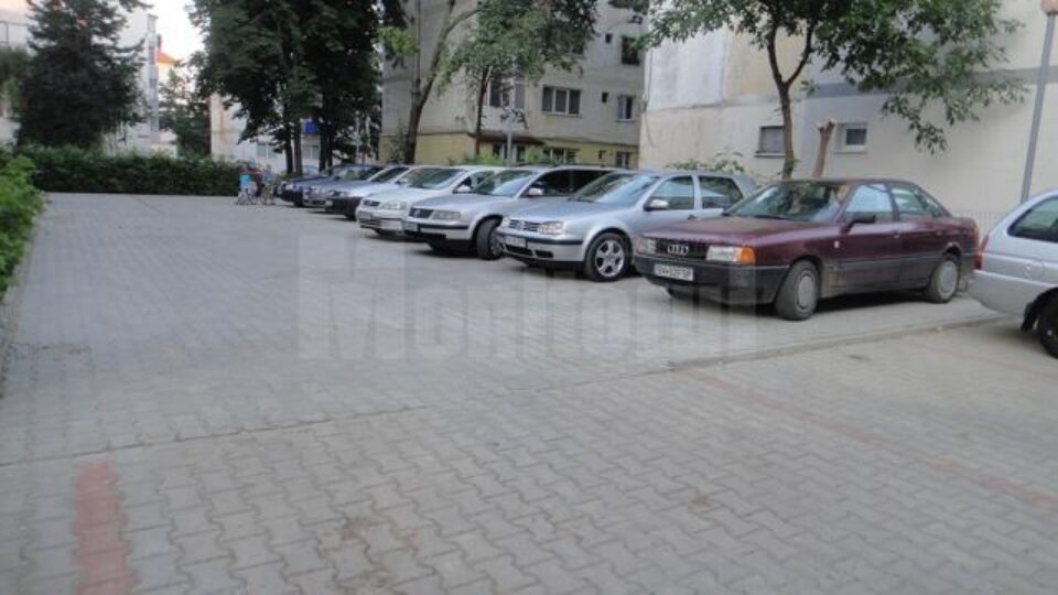 Administrația locală a reușit să amenajeze parcări moderne în cartierele Obor și Mihai Viteazul