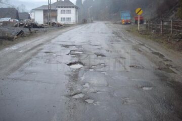 Așa arată DN 18 pe numeroase porțiuni