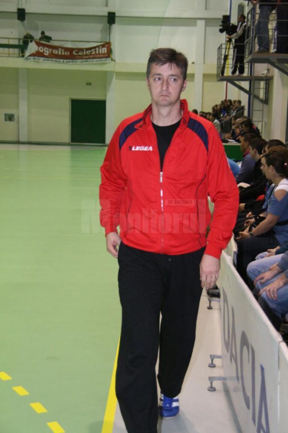 Răzvan Andreica a refuzat să comenteze acuzațiile care i se aduc, precizând doar că și-a făcut datoria pentru evitarea unor fapte și mai grave în zonă