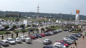 Fiind zi de sărbătoare, foarte mulți suceveni au mers la cumpărături