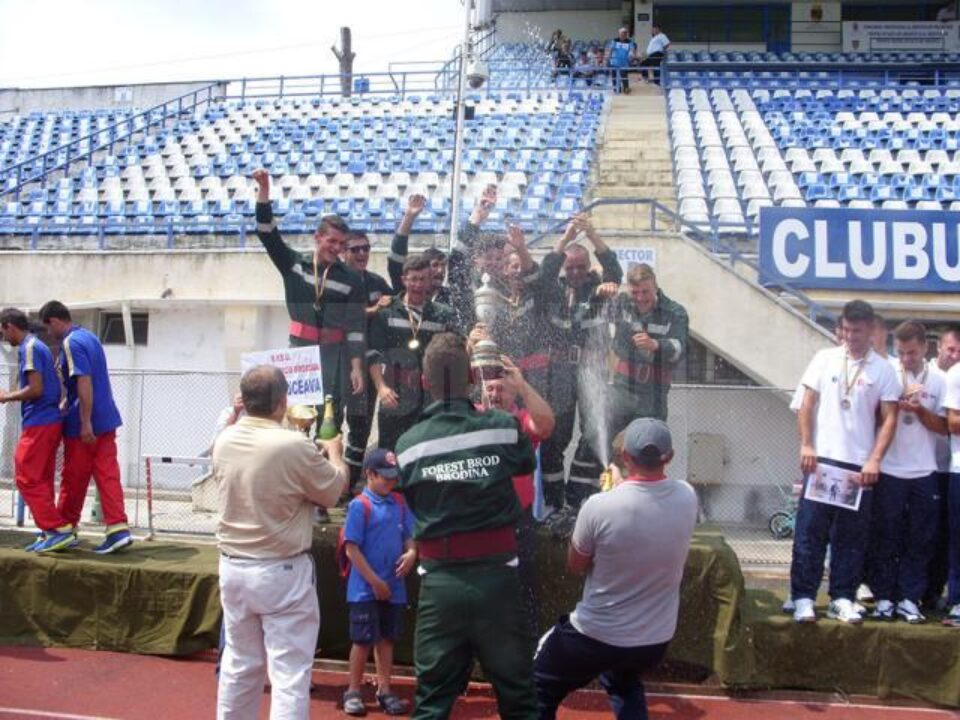 Pompierii Serviciului Privat pentru Situații de Urgență „Forestbrod” al SC Forestbrod SA Brodina, campioni naționali