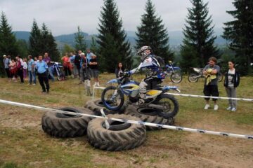 Prima ediție a Bucovina Enduro a avut loc în 2013 în munții de la Prisaca Dornei și Câmpulung Moldovenesc
